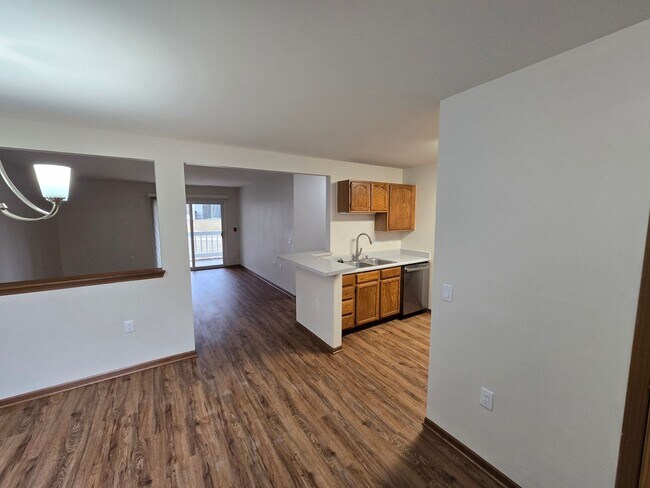 Foto del edificio - 1001-1017 Rockefeller Ln