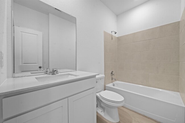 Building Photo - 349 Tejas Trl