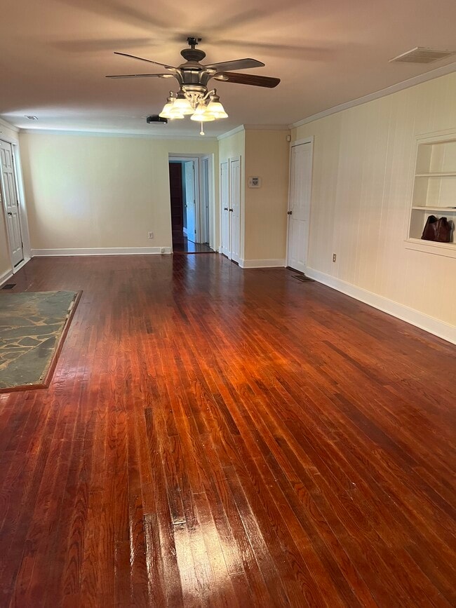 Main Living Room - 481 David Smith Rd