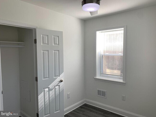 Foto del edificio - 1338 S 30th St