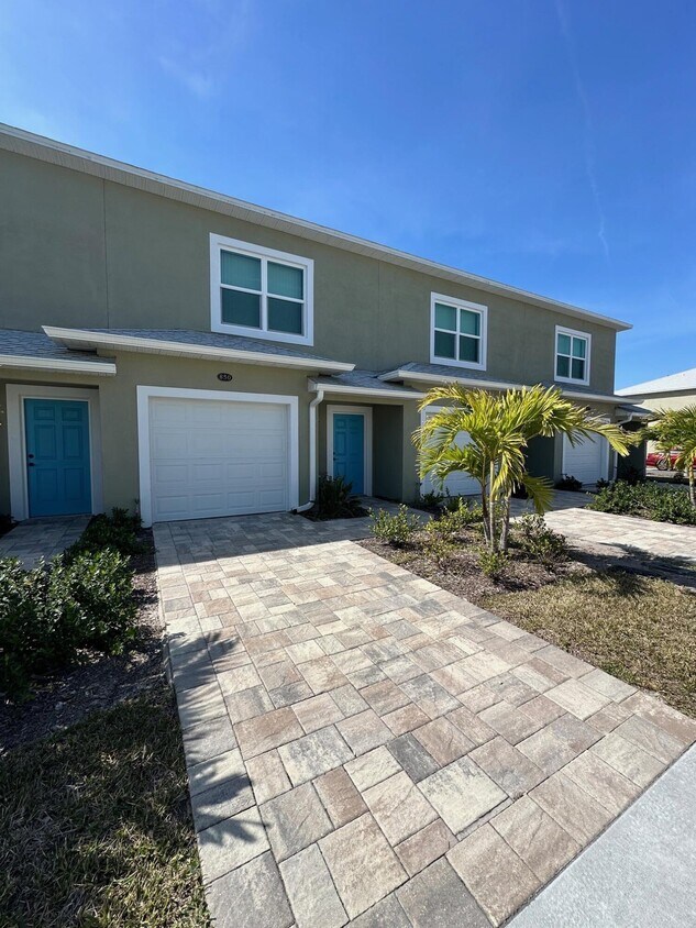 850 Paddleboard Ct, Melbourne, FL 32935 Townhome Rentals in Melbourne FL