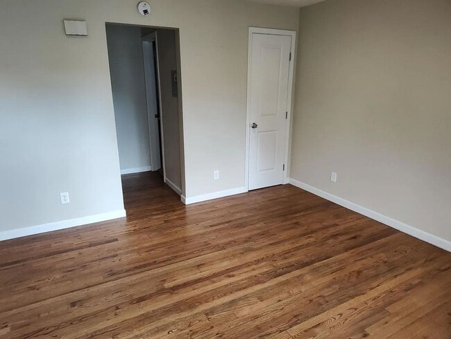 Building Photo - 1435 Otis St