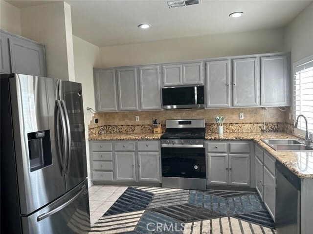Foto del edificio - 16165 Windcrest Dr