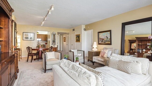 Building Photo - 888 Intracoastal Dr