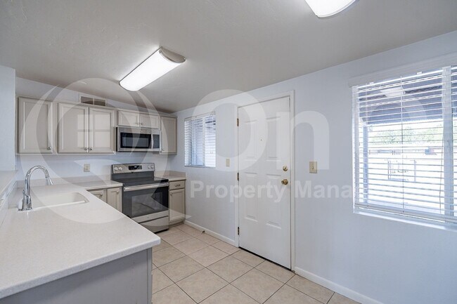 Foto del edificio - 1510 S Arcadia Ave