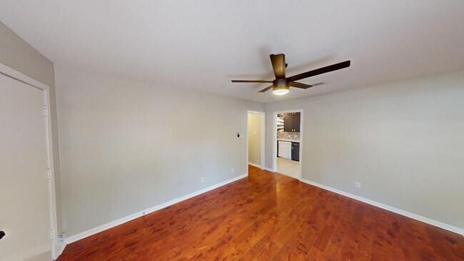 Foto del edificio - W. Terrace Drive 3115