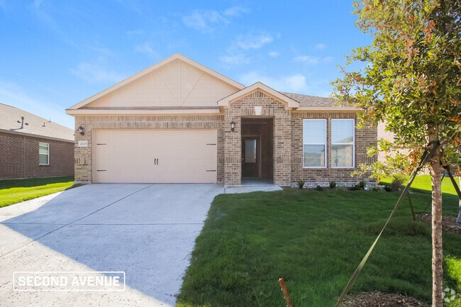 Building Photo - 2025 Erlinda Dr