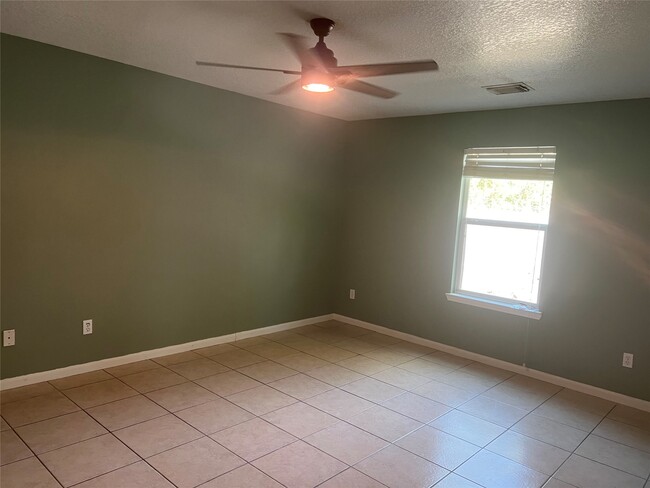 Building Photo - 9821 Rhea Ct