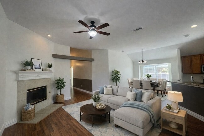 Photo - 8416 Sonnet Drive Unit House