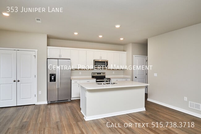 Building Photo - 353 Juniper Dr