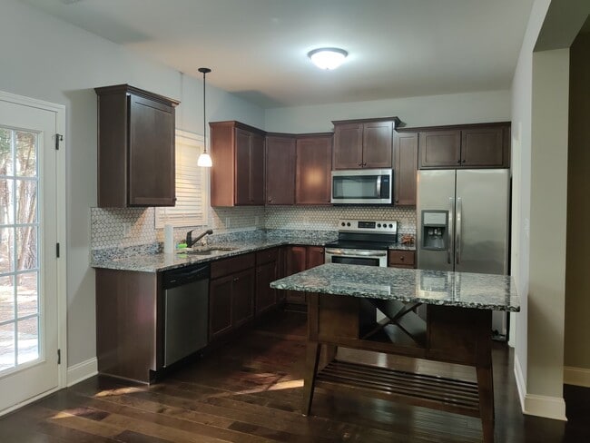 Photo - 2070 Blackstone Way House