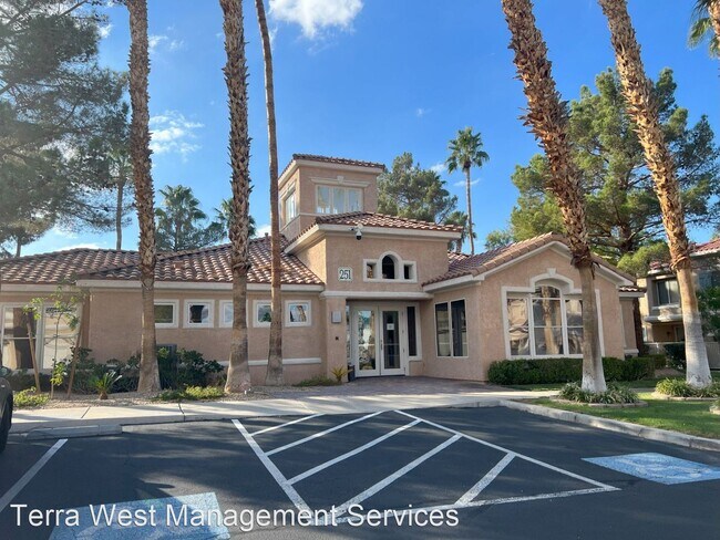 Building Photo - 2 br, 3 bath House - 251 S. Green Valley P...