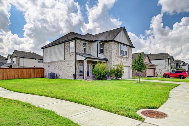 Building Photo - 3303 Owl Hollow Dr