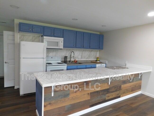 Foto del edificio - 1656 Ward Rd