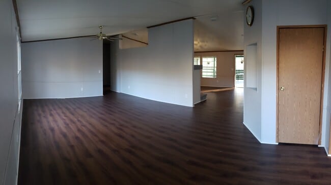 Foto del edificio - 18 Valley Trail SE