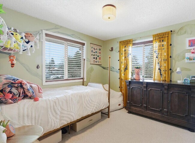 Foto del edificio - Beautiful 3 Bed 3 Bath located on Military Hill!