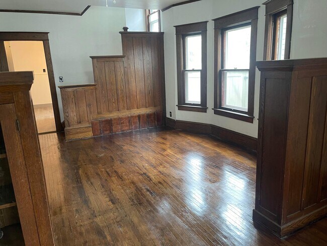 Foto del edificio - 718 Washington Ave