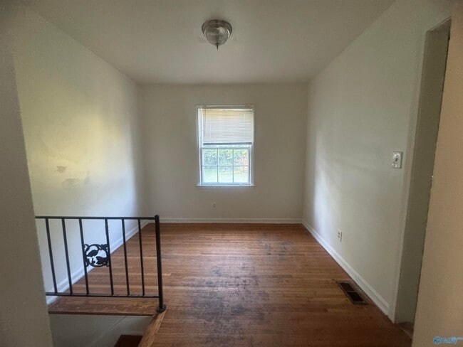 Foto del edificio - 4605 Broadmeadow Ln NW
