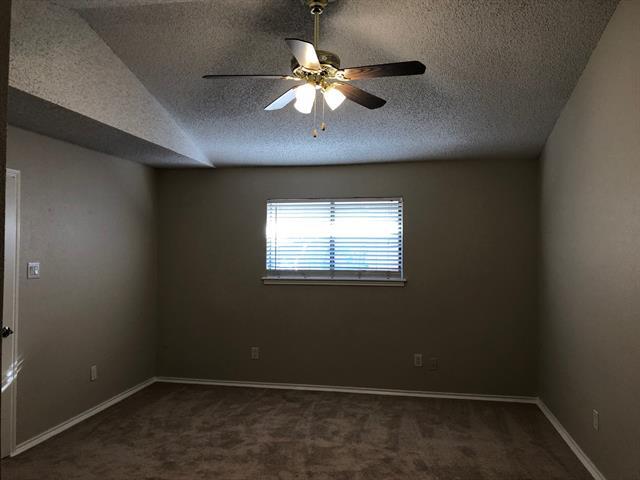Building Photo - 2836 Shady Brook Dr
