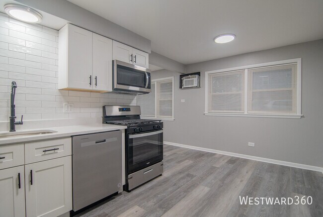 Foto del edificio - 3249 N Keeler-GW