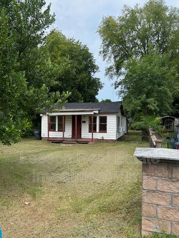 Foto del edificio - 2621 Trichel St
