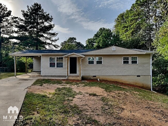 Building Photo - 7126 Green Acres Ct SW