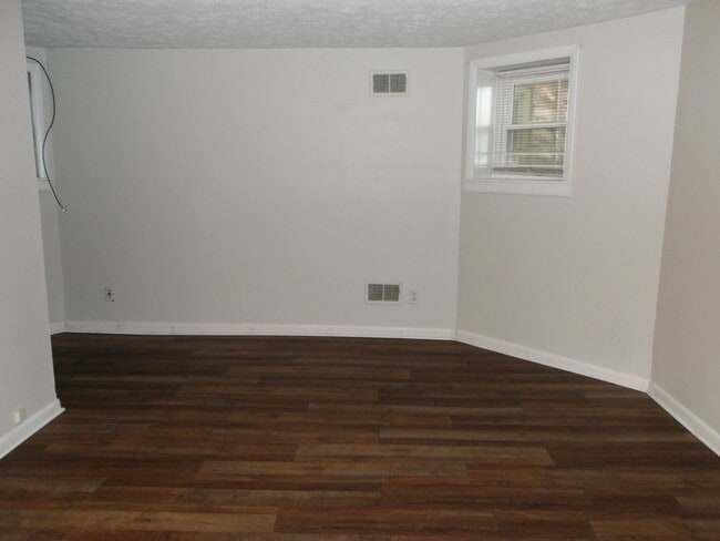 Building Photo - PMR-9-1829 S. 3rd St