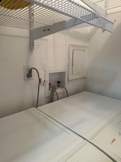 Laundry Room - 218 Highland Blvd