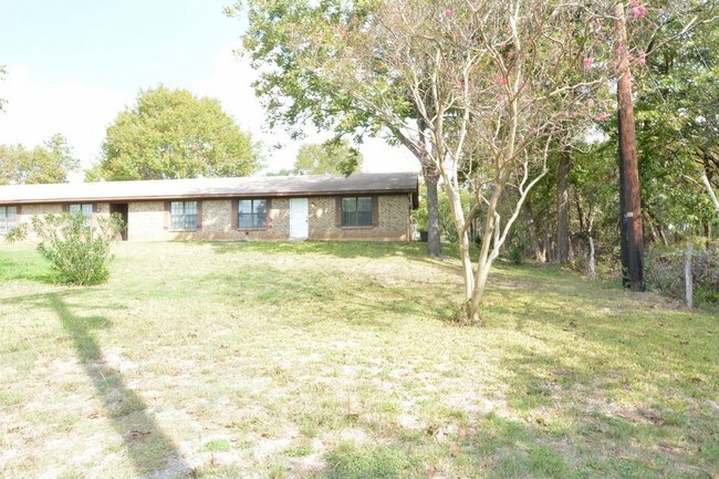 Foto del edificio - 3410 Auction Barn Rd Unit A Belton