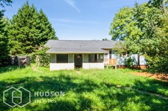 Building Photo - AVAILABLE NOW! - 642 Park Circle, Lincolnt...