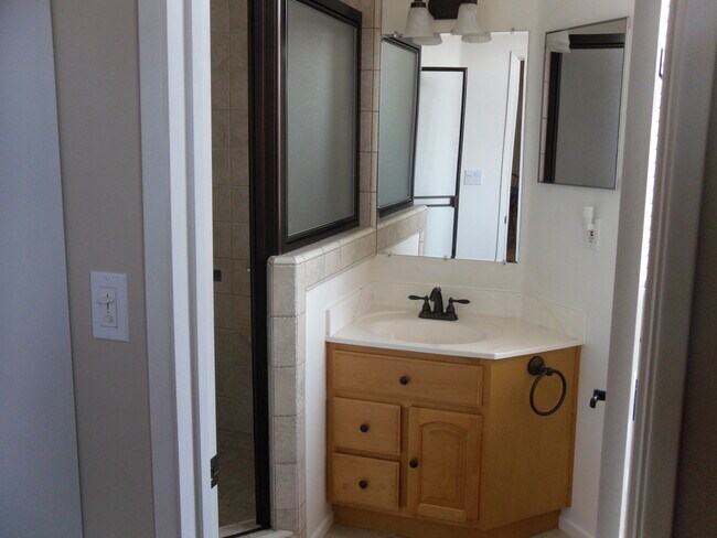 Foto del edificio - 7304 Forbes Ave