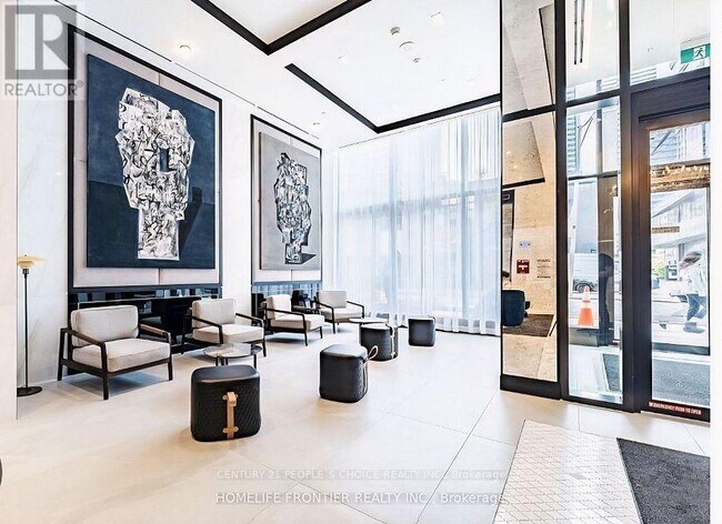 Building Photo - 8 Wellesley St W