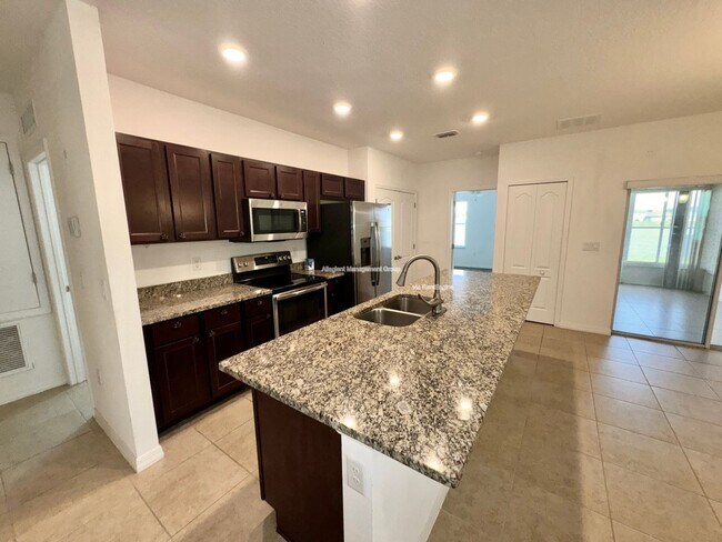 Foto del edificio - 2272 Canyon Breeze Ave