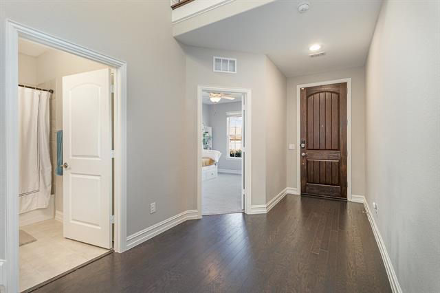 Foto del edificio - 2112 Victory Ln