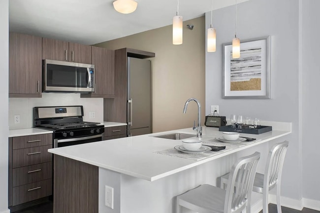 Photo - 41 W Randolph St Apartment