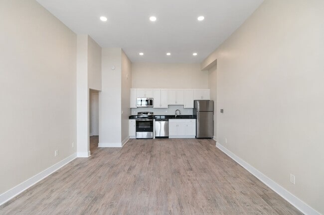 Interior Photo - Fyfe Apartments