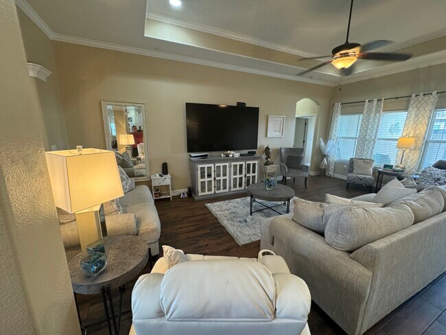 Foto del edificio - 10325 Sir Nickolas Dr