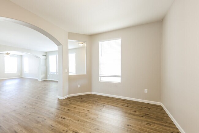 Foto del edificio - 13416 W Peck Dr