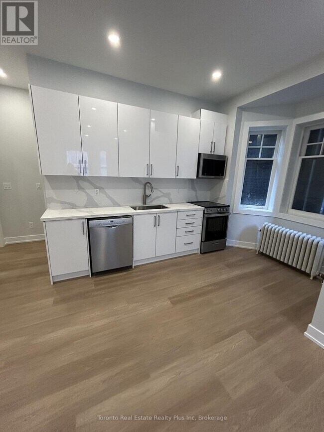 Photo du bâtiment - 592 Church St