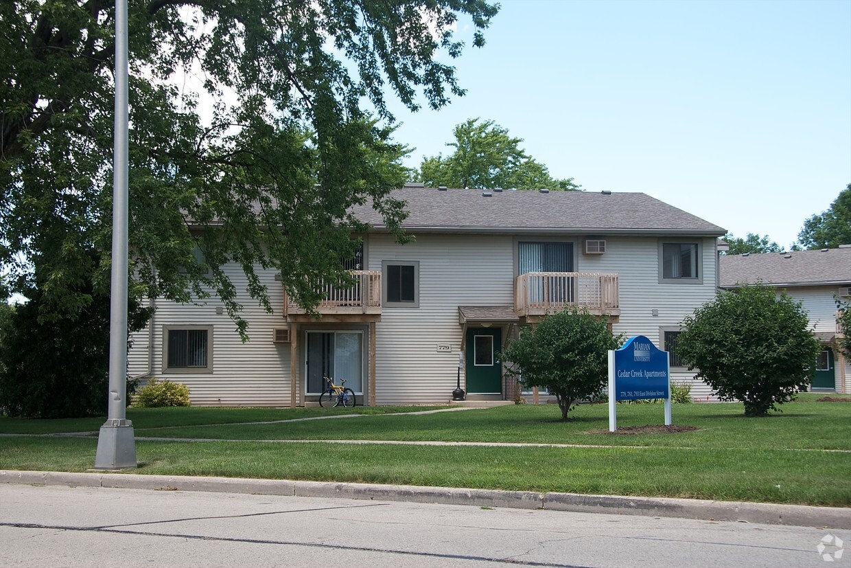 Primary Photo - Cedar Creek Apartments