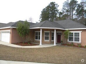 Building Photo - 105 Teak Trail
