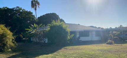 Building Photo - 8492 Elepaio Rd