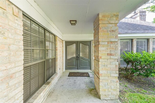 Building Photo - 4310 Brightwood Dr