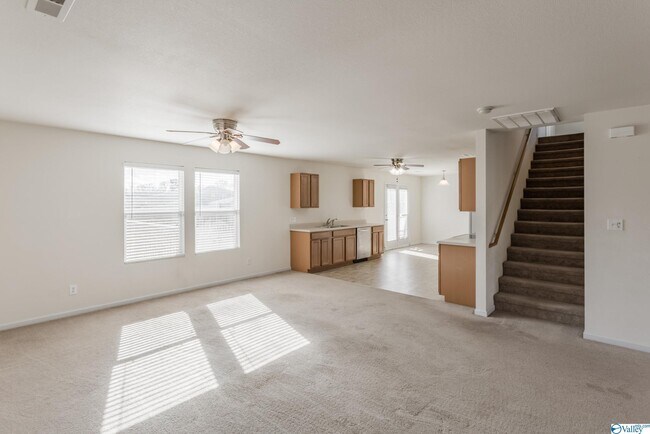 Foto del edificio - 105 Bayside Ln