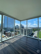 Building Photo - 905 N Orleans St