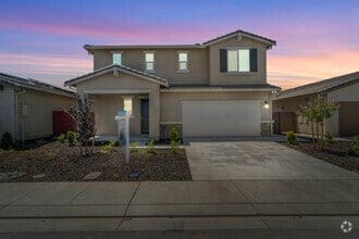 Building Photo - 3278 Vallonea St