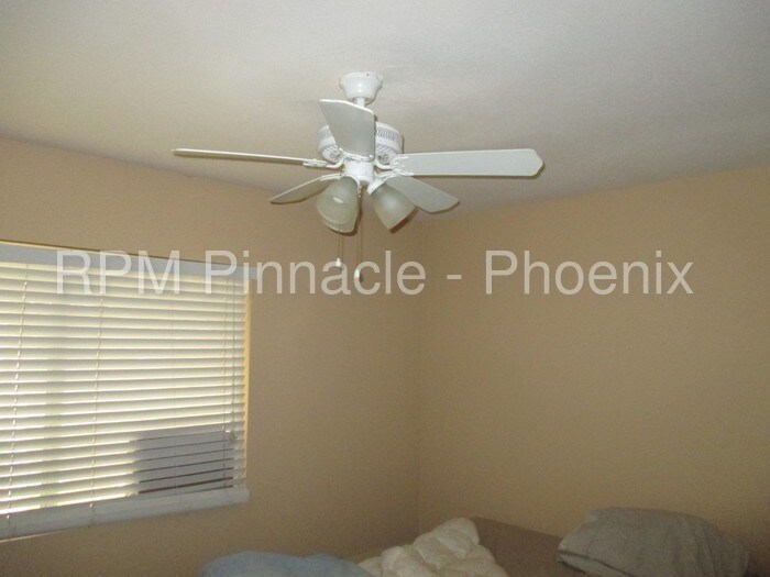 Building Photo - 3110 W Manzanita Dr