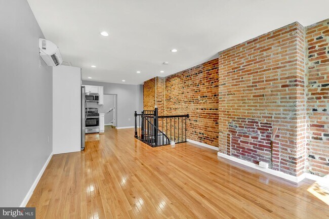 Foto del edificio - 322 S Wolfe St