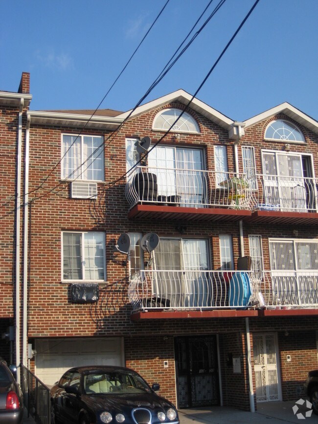 Primary Photo - 108-56 53rd Ave