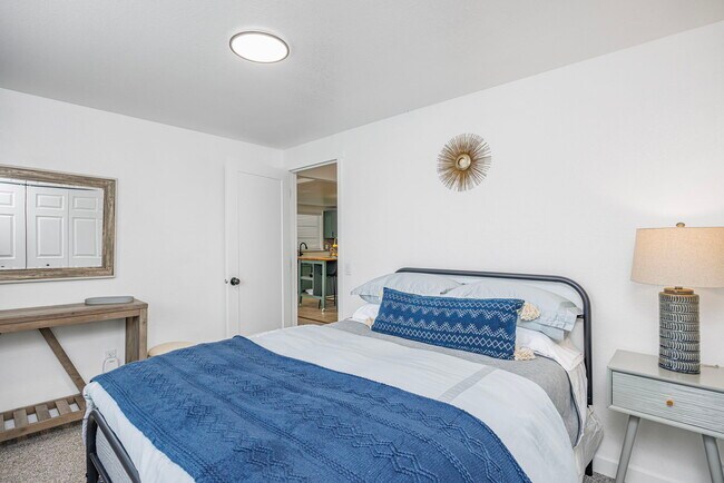 Foto del edificio - 3608 Palatine Ave N